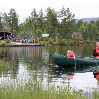 Gapahuken ved Storvatnet i Furuhaugmarka